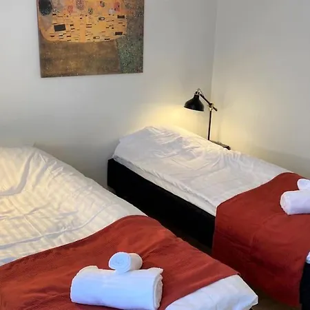 Kotimaailma - Kodikas Kaksio Saunalla Matinkylaessae Apartamento *